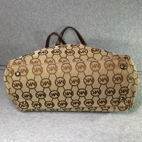 Michael Kors Tote Bag Womens Large Tan Brown Signature Monogram Wallet Set EUC - Picture 3 of 15